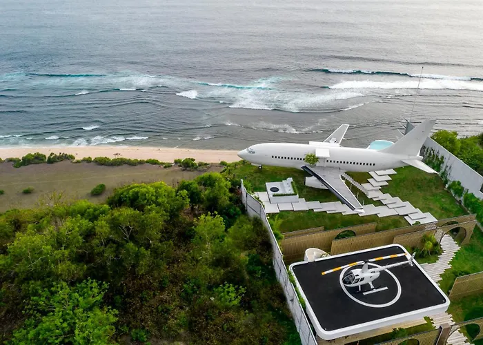 Private Jet Villa Uluwatu