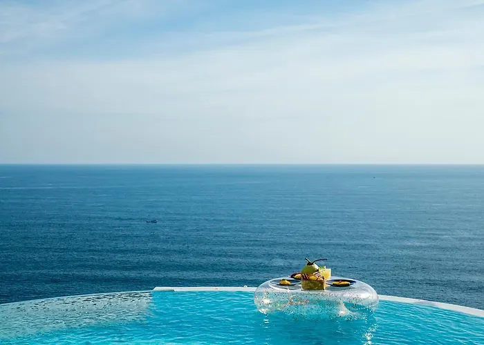 Private Jet * Uluwatu