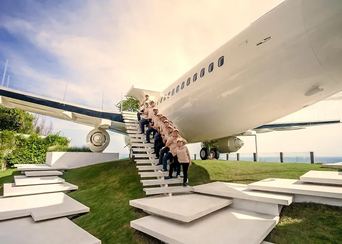 Private Jet * Uluwatu