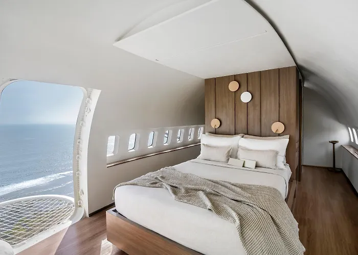 Private Jet *