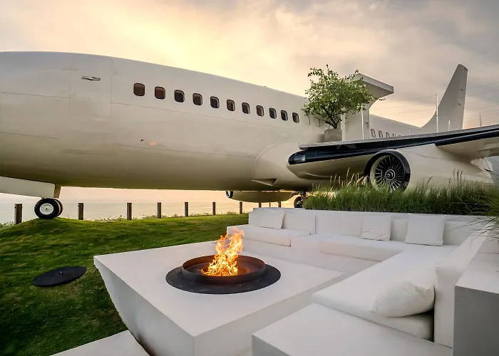 Private Jet Villa