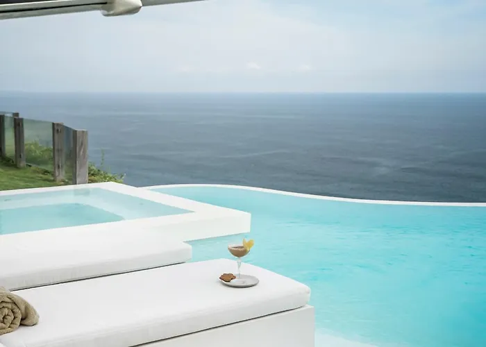 Private Jet * Uluwatu